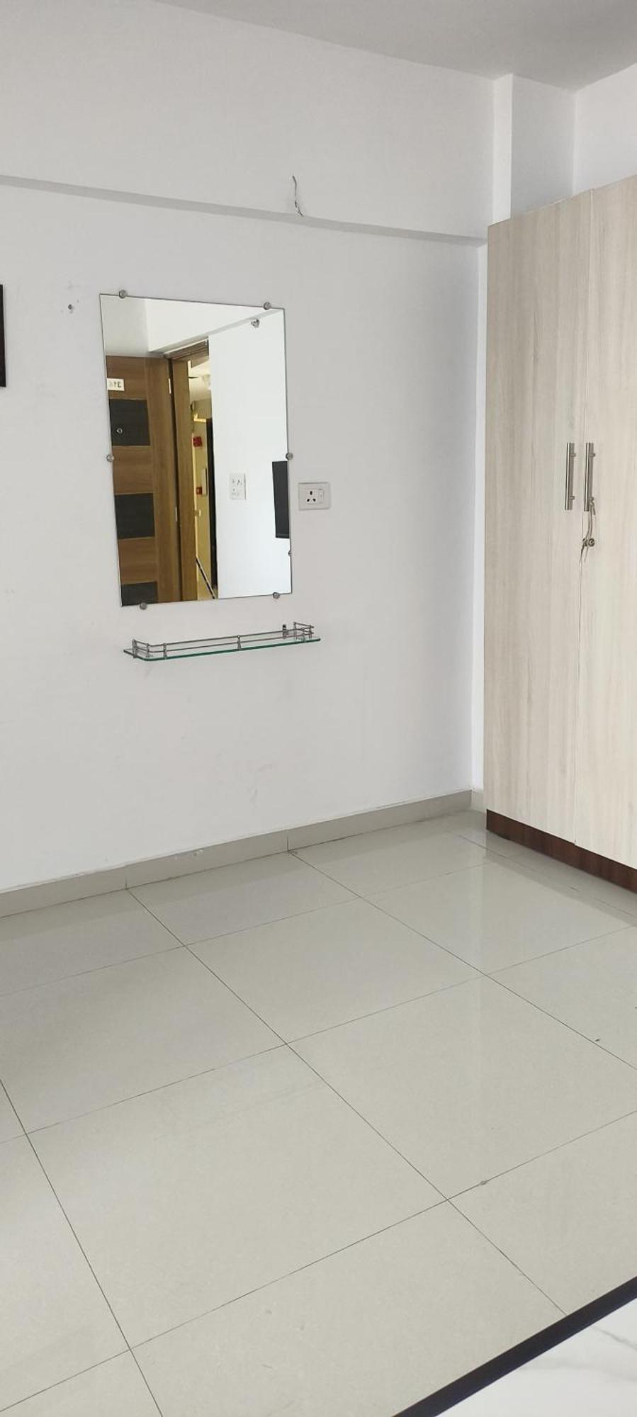 Hotel Royal Night Daman Ngoại thất bức ảnh